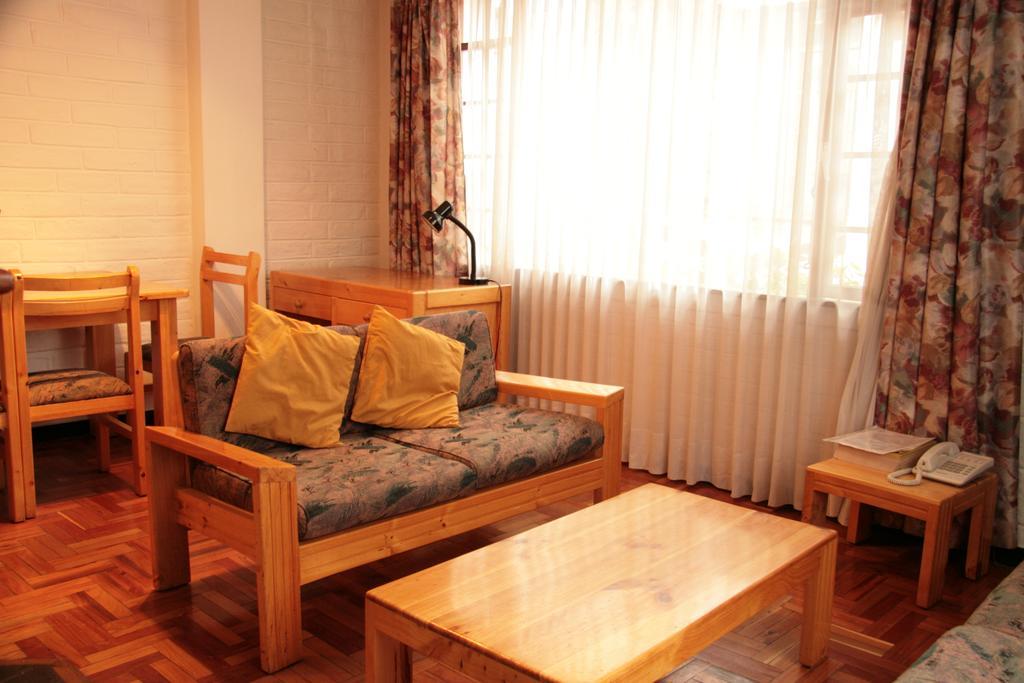 Apartamentos Los Quipus 키토 객실 사진