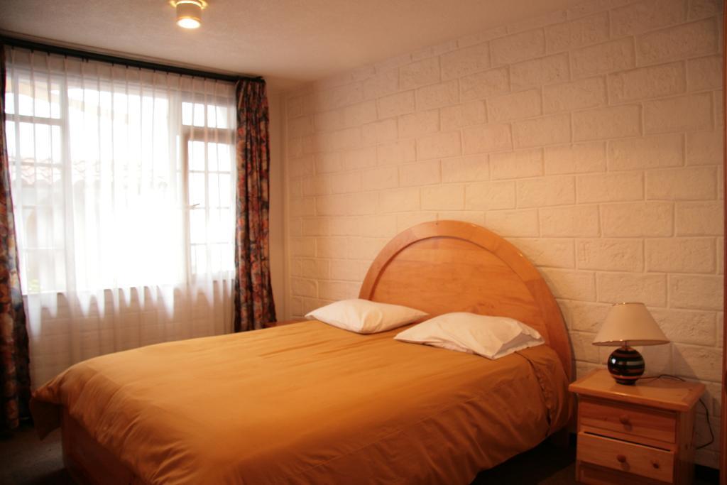 Apartamentos Los Quipus 키토 객실 사진