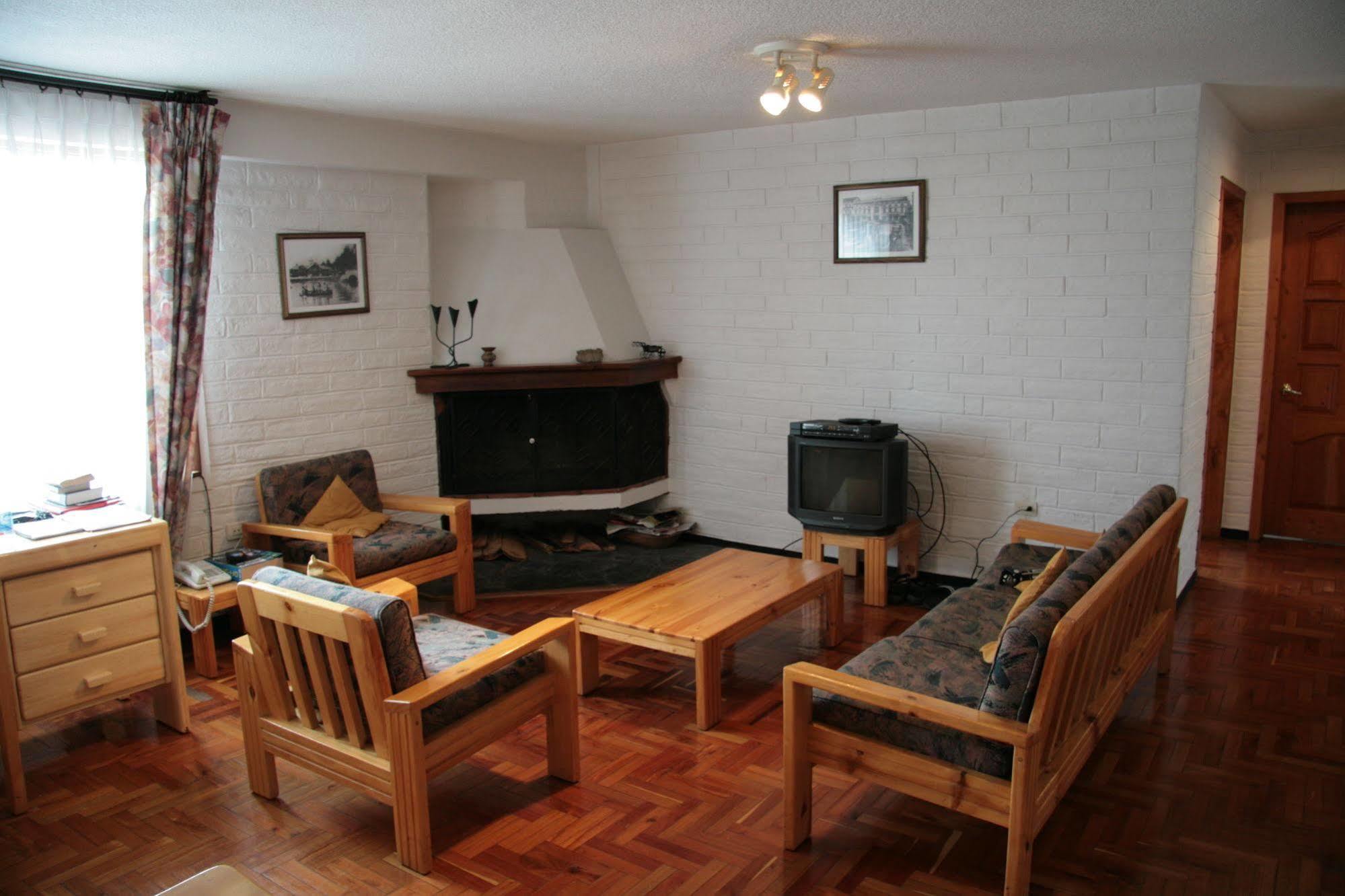 Apartamentos Los Quipus 키토 외부 사진